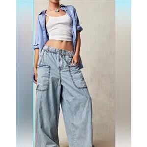 We The Free Shibuya High Rise Super Wide-Leg Denim Cargo Pants - Small